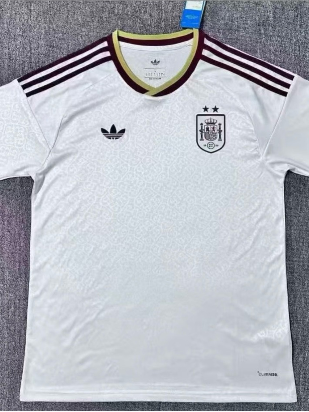 White SPAIN Men's Football Jersey World Champions 2 Stars with Burgundy Trim
